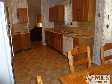 3rd image of 2703 Poteet Dr