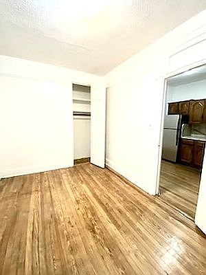 3rd image of 31-17 34th St #2B