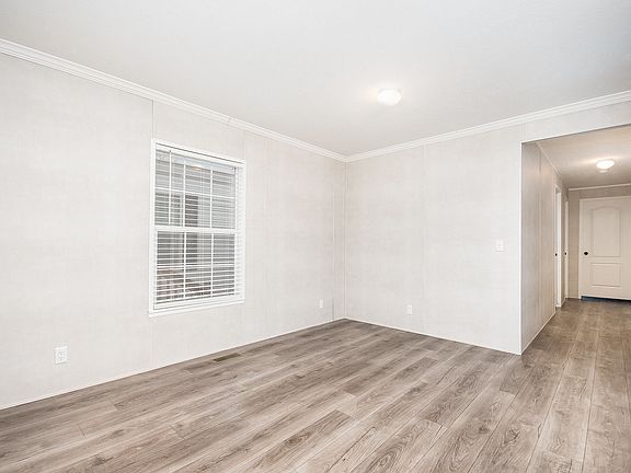4th image of 6217 Roger Ln #26