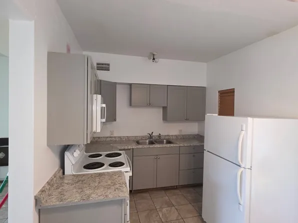 1416 Veronica S Shoemaker Blvd, Fort Myers, FL 33916