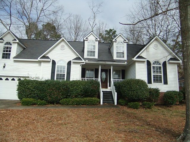 1st image of 1323 Willow Woods Dr
