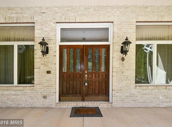 4th image of 10706 Kirkland Dr