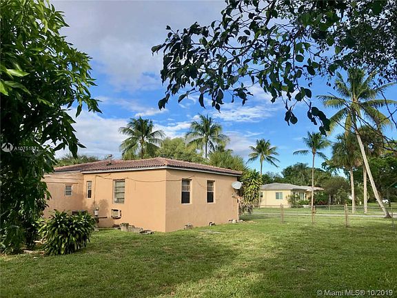 5th image of 10604 NW 2nd Ave