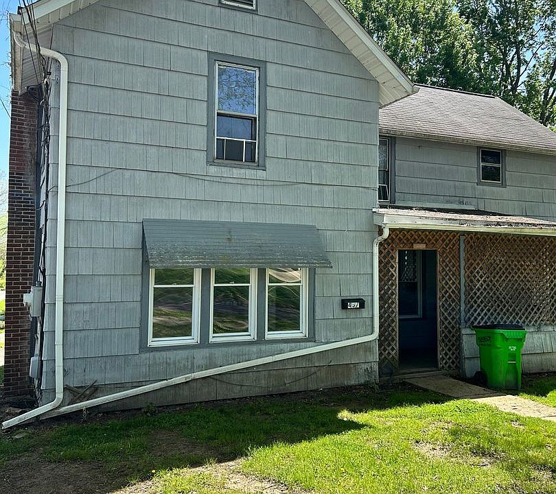 1st image of 457 Woodland Ave