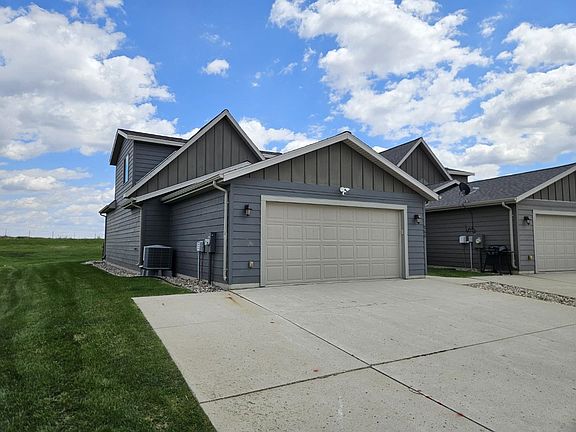 2nd image of 290 240th Ave #265