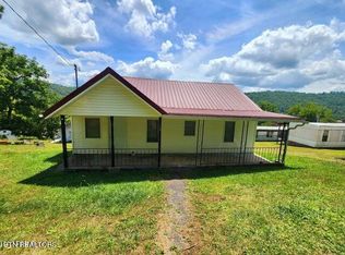 124 Howard St, Pennington Gap, VA 24277