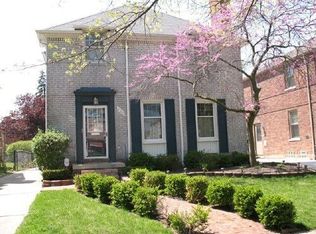 465 Moran Rd, Grosse Pointe Farms, MI 48236