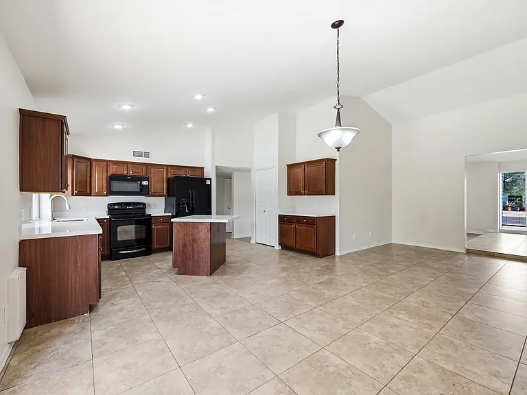 6232 W Sierra St — Photo 9