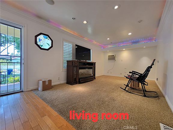 3rd image of 3323 Larga Ave