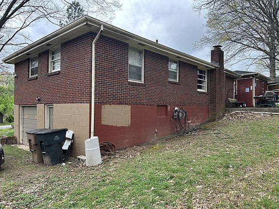 5th image of 440 Coventry Dr
