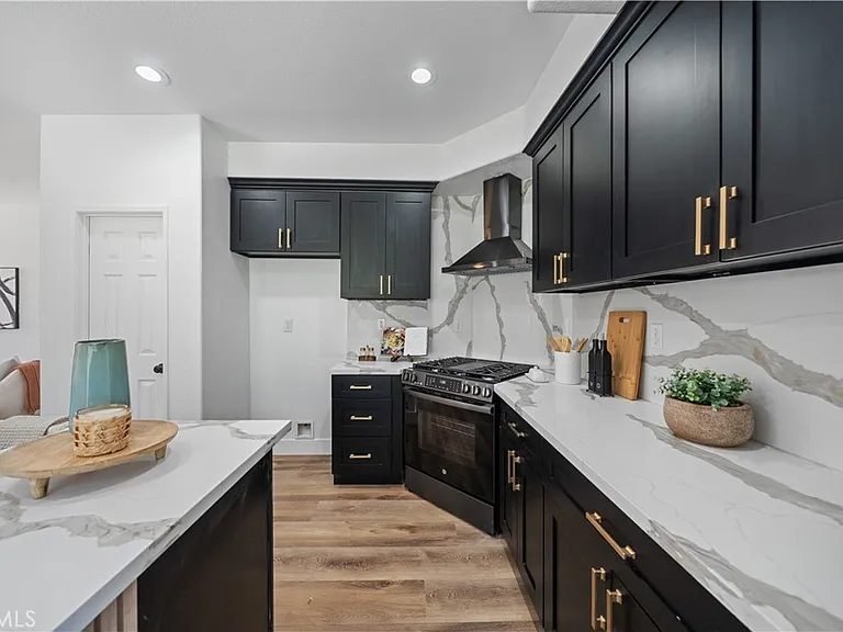 41258 Pine Tree Cir — Photo 16