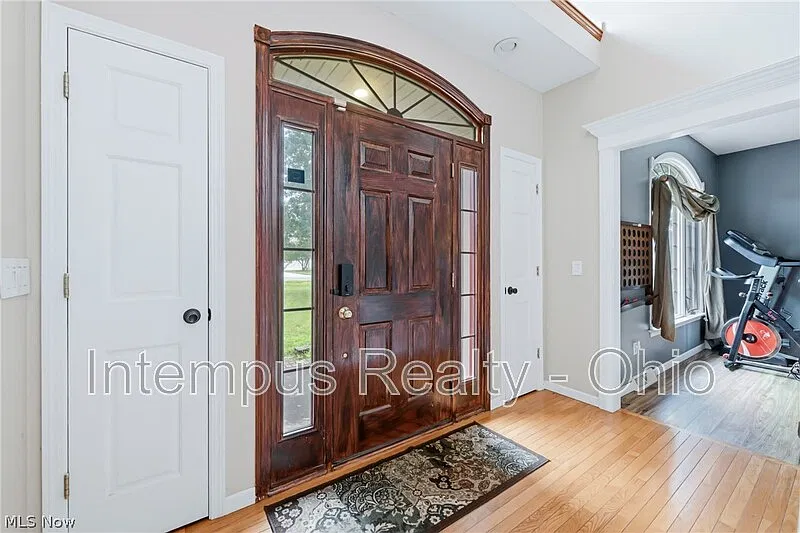 4 bed, 3.0 bath, 2588 sqft, $3,500 — Photo 4