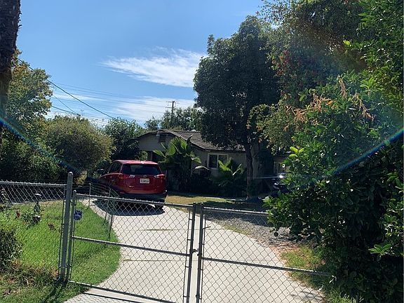 2nd image of 540 N Gardena St