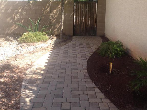 5th image of 12818 W Laurel Ln