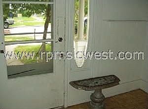 3rd image of 918 S Windsor St