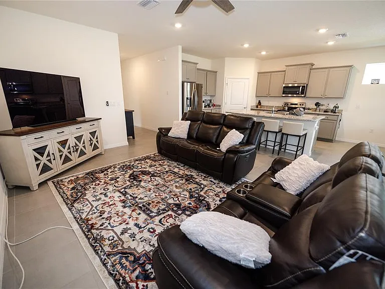 13324 Waterleaf Garden Cir — Photo 6