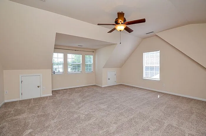 1008 Millbank Dr — Photo 9