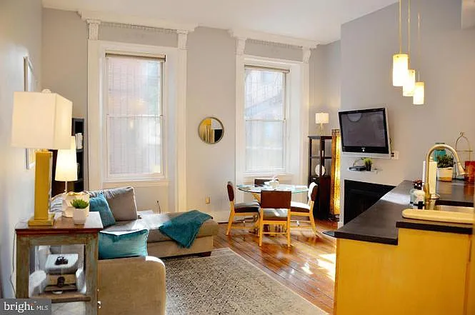 914 Spruce St #4 — Photo 4