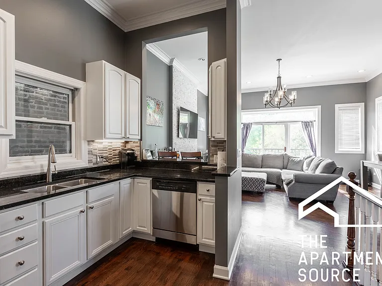 3739 N Sheffield Ave #3 — Photo 16