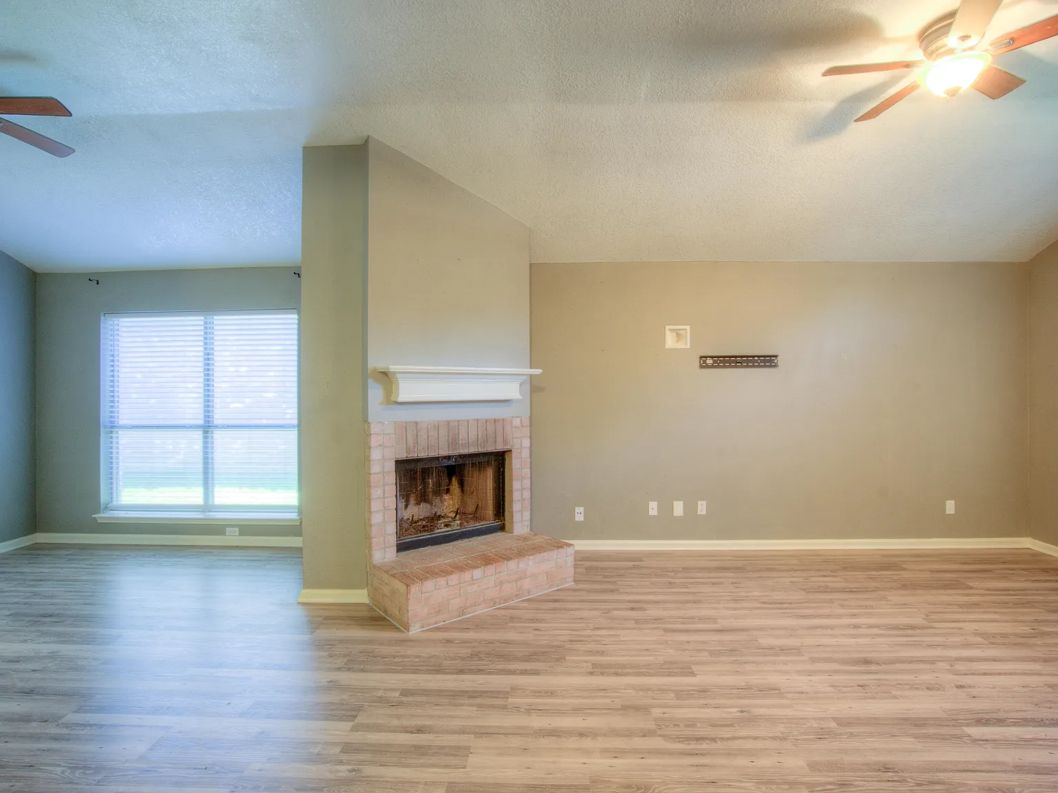 3 bed, 1638 sqft, $2,000 — Photo 4