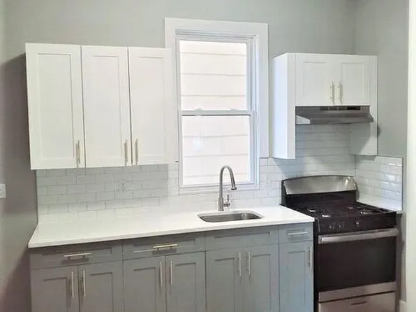 334 S 6th St #1, Newark, NJ 07103