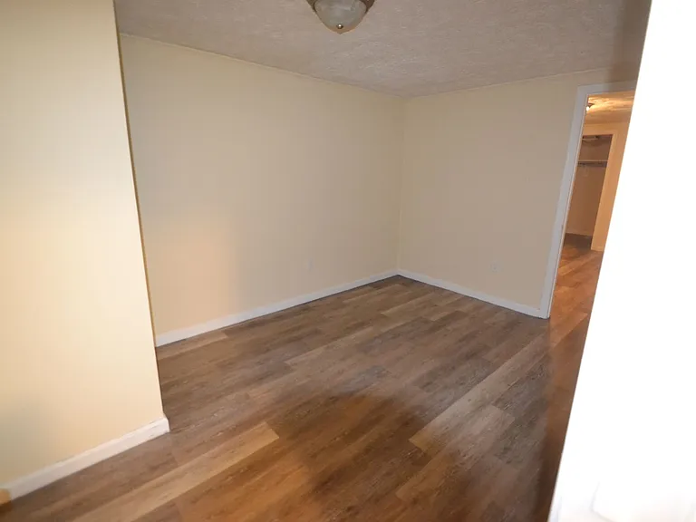 35 Wesleyan Court — Photo 3