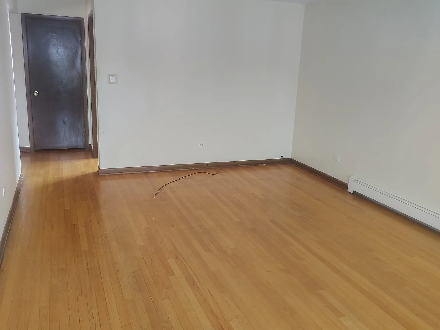 3 bed, $1,800 — Photo 1