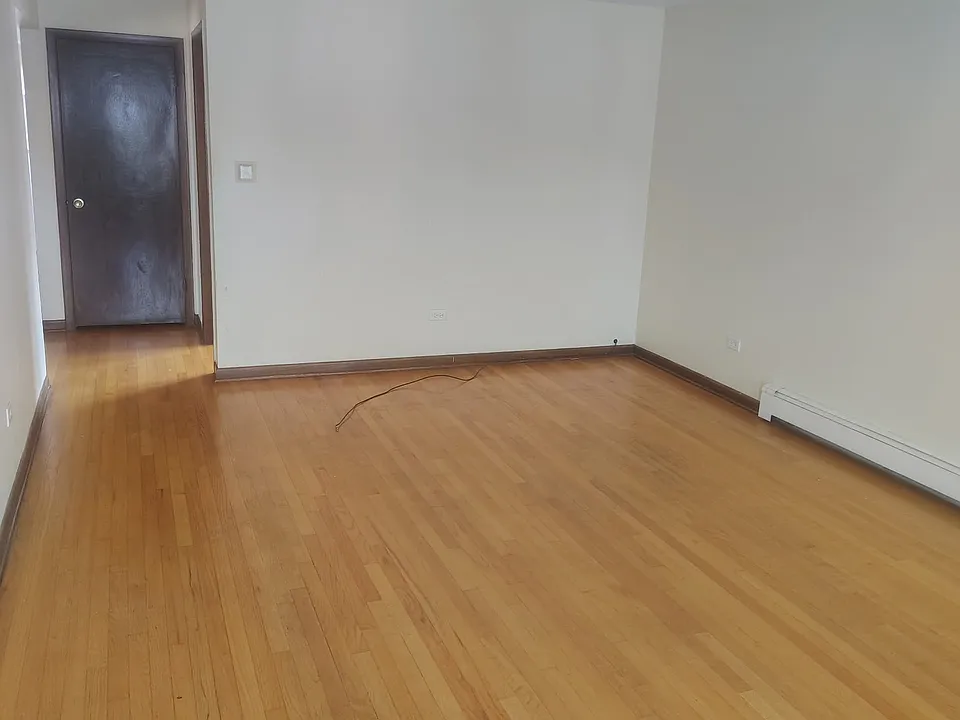 303 Luella Ave #2
