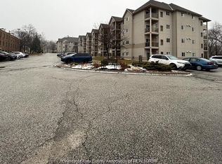 3000 Sandwich St UNIT 110, Windsor, ON