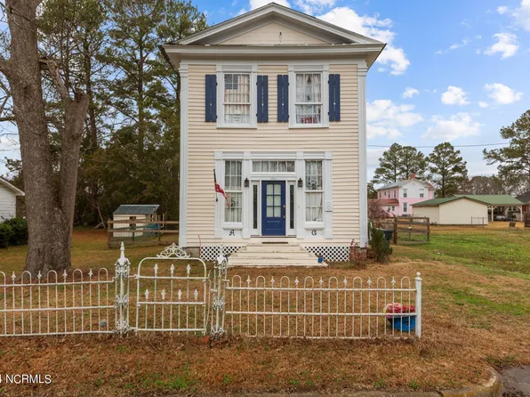 104 W Liberty Street, Hamilton, NC 27840