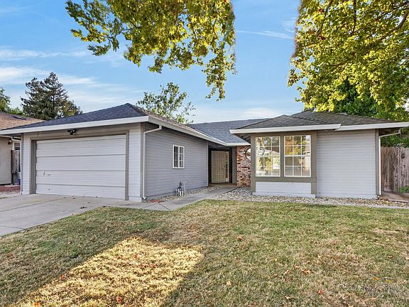 2nd image of 8012 Marsannay Way