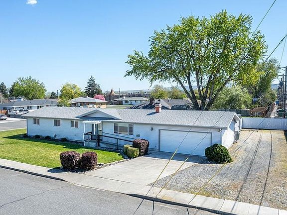 2nd image of 2505 W Clearwater Ave