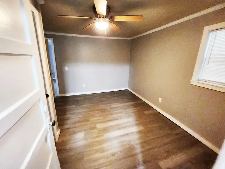 803 Woodard St — Photo 8