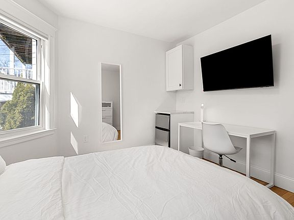 3rd image of 19 Downer Ave #1-A