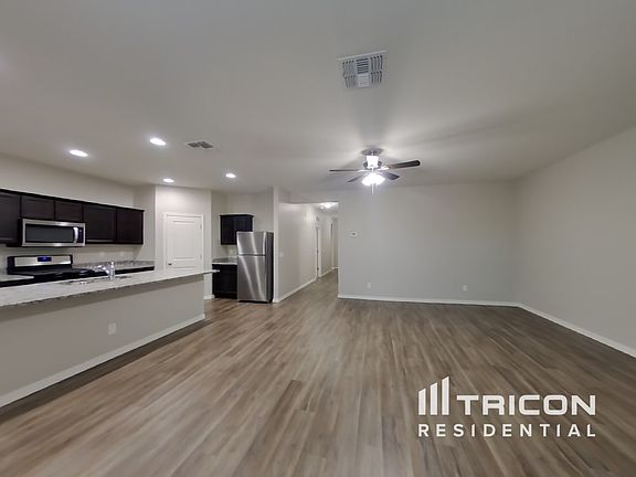 4th image of 4504 W Saddlebush Way