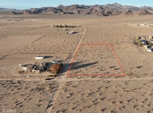 33 Rodeo Rd #33, Lucerne Valley, CA 92356