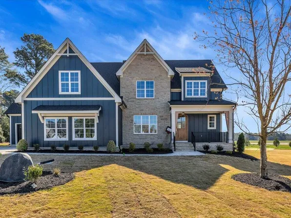 1104 Tobacco Row Ct, Zebulon, NC 27597