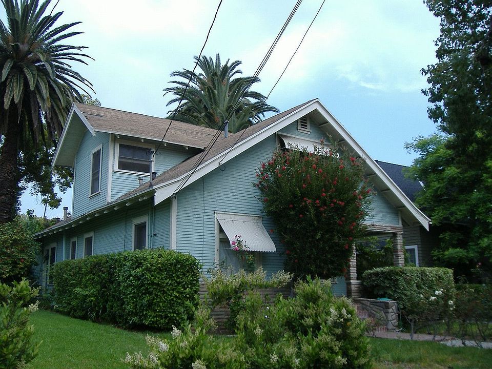 2nd image of 514 N Raymond Ave