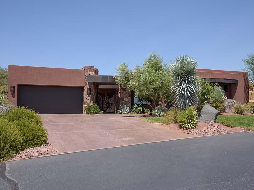 Beautiful Rental Home (furnished)...MUST SEE!