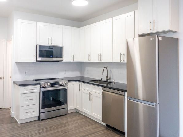 77 Bulkley Ave #7