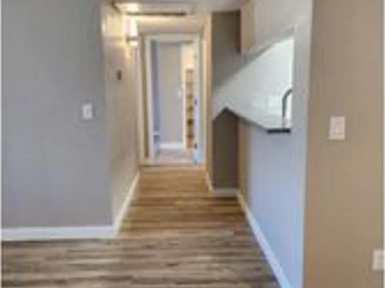 Sand Pebble Community *Renovated Units — Photo 11