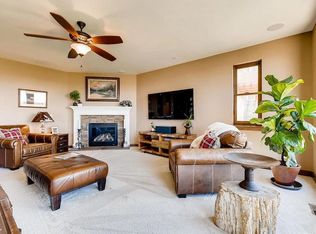 23602 E Briarwood Dr, Aurora, CO 80016