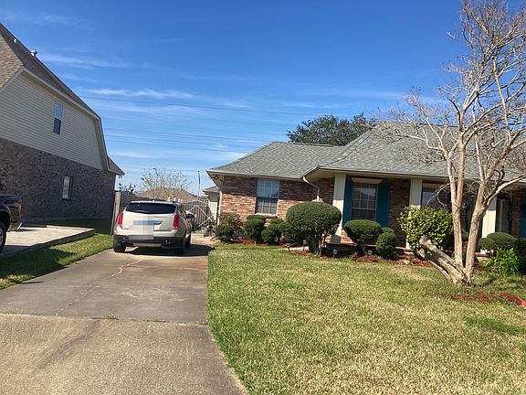 3rd image of 1209 Lake Frances Dr