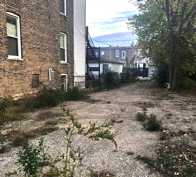 2nd image of 2711 W Wilcox St