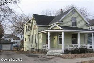 1st image of 848 Douglas St NW