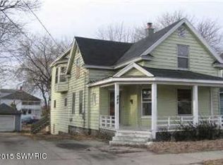 848 Douglas St NW, Grand Rapids, MI 49504