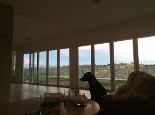 3714 Whitespeak Dr, Sherman Oaks, CA 91403