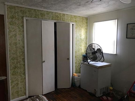 2nd image of 142 W 6th St