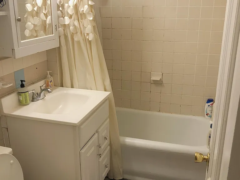 322 Western Ave #2 — Photo 19