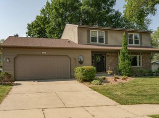 1304 33rd St NW, Rochester, MN 55901